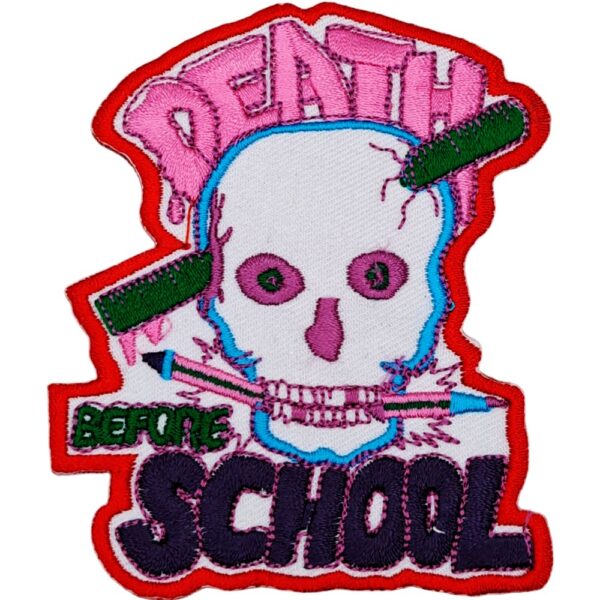 Death Before School Broderat Tygmärke